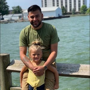 Meet your Posher, Cory